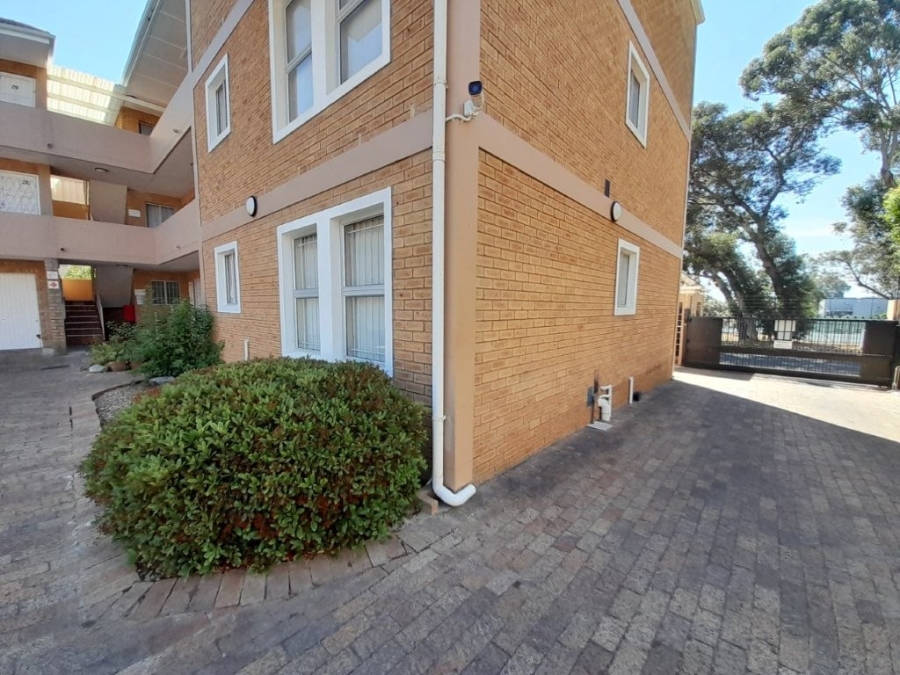 2 Bedroom Property for Sale in Durbanville Western Cape